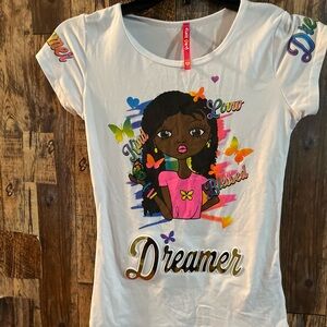 Dreamer Girls White T Shirt with picture of a girl with dreamer printed size M